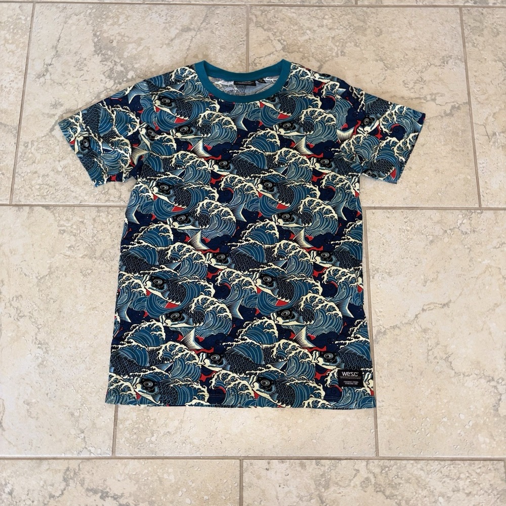 WeSC Men's S Short Sleeve Oden Koi Fish AOP Japanese Pattern Multicolor Shirt